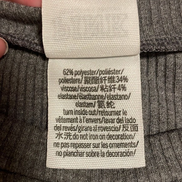 PINK/Victoria Secret ribbed short sleeve top - Picture 3 of 3